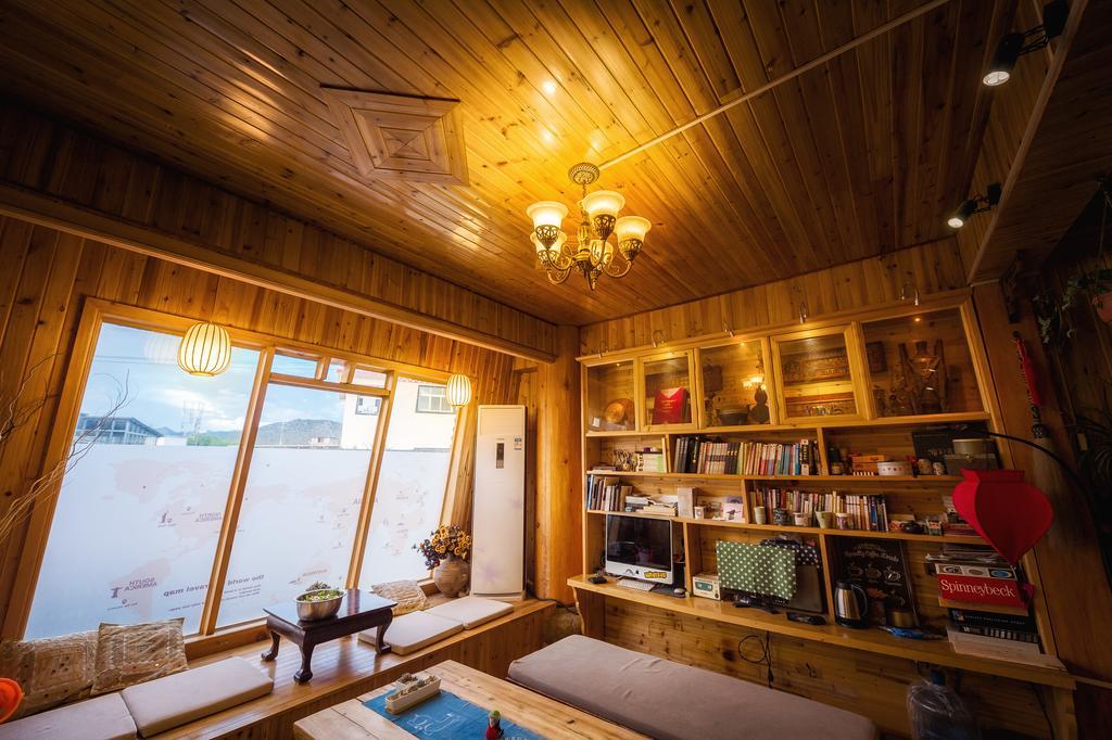 Deqin Huksum House 아파트 외부 사진